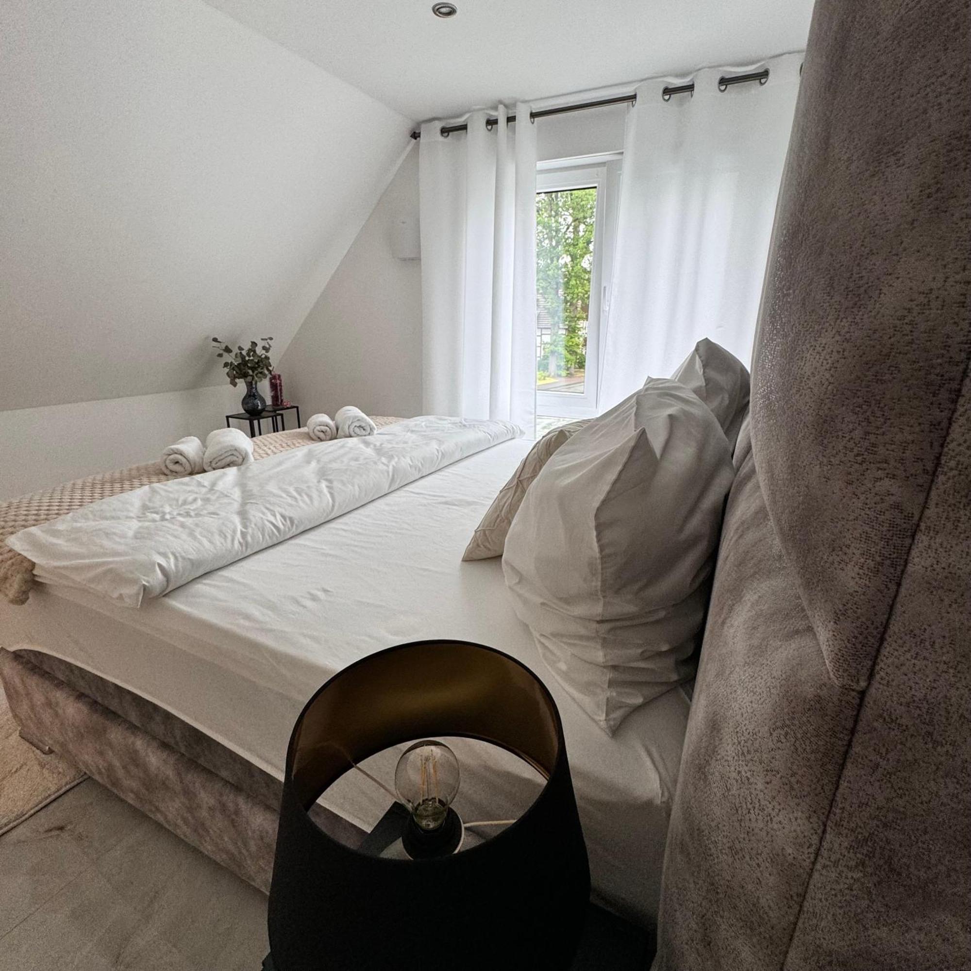 Relaxdays-Apartments 1 Garten Und Pool-Mitbenutzung, Wallbox, Kostenloser Parkplatz, Kontaktloser Checkin, Wifi Mit Smarttv Gütersloh Exterior foto